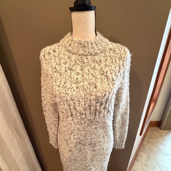 American Eagle Women's Oatmeal Chunk Knit Sweater Dress, Size Large - Picture 2 of 15